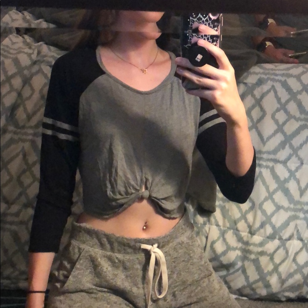 Black and Grey knotted crop top